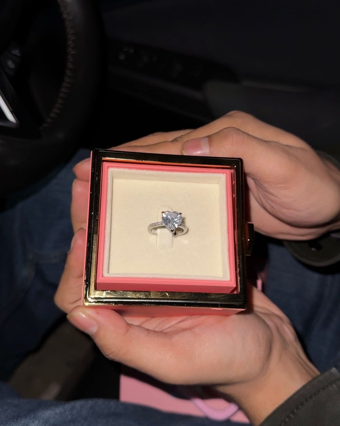 Rotating Gift Box with Ring