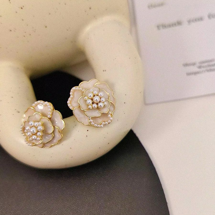 Royal Rose Earrings