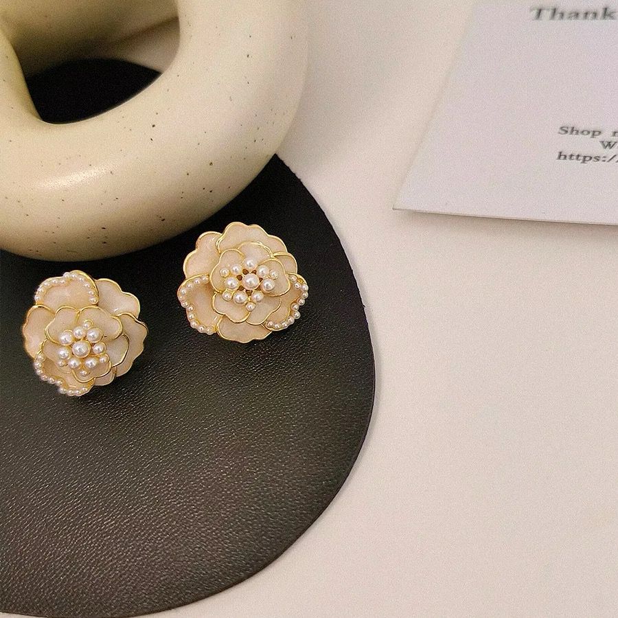 Royal Rose Earrings