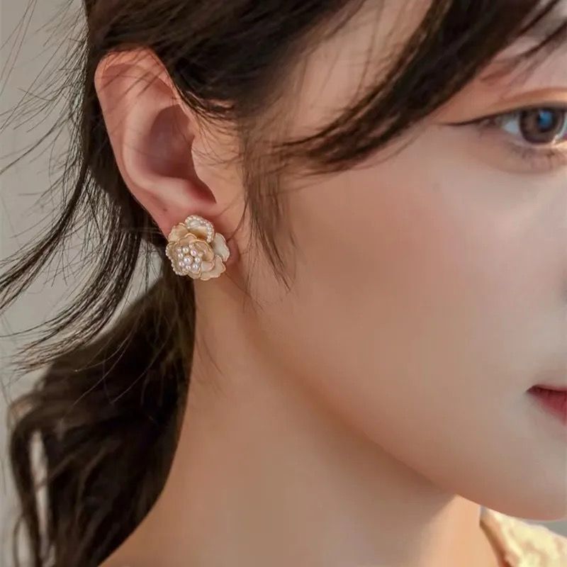 Royal Rose Earrings
