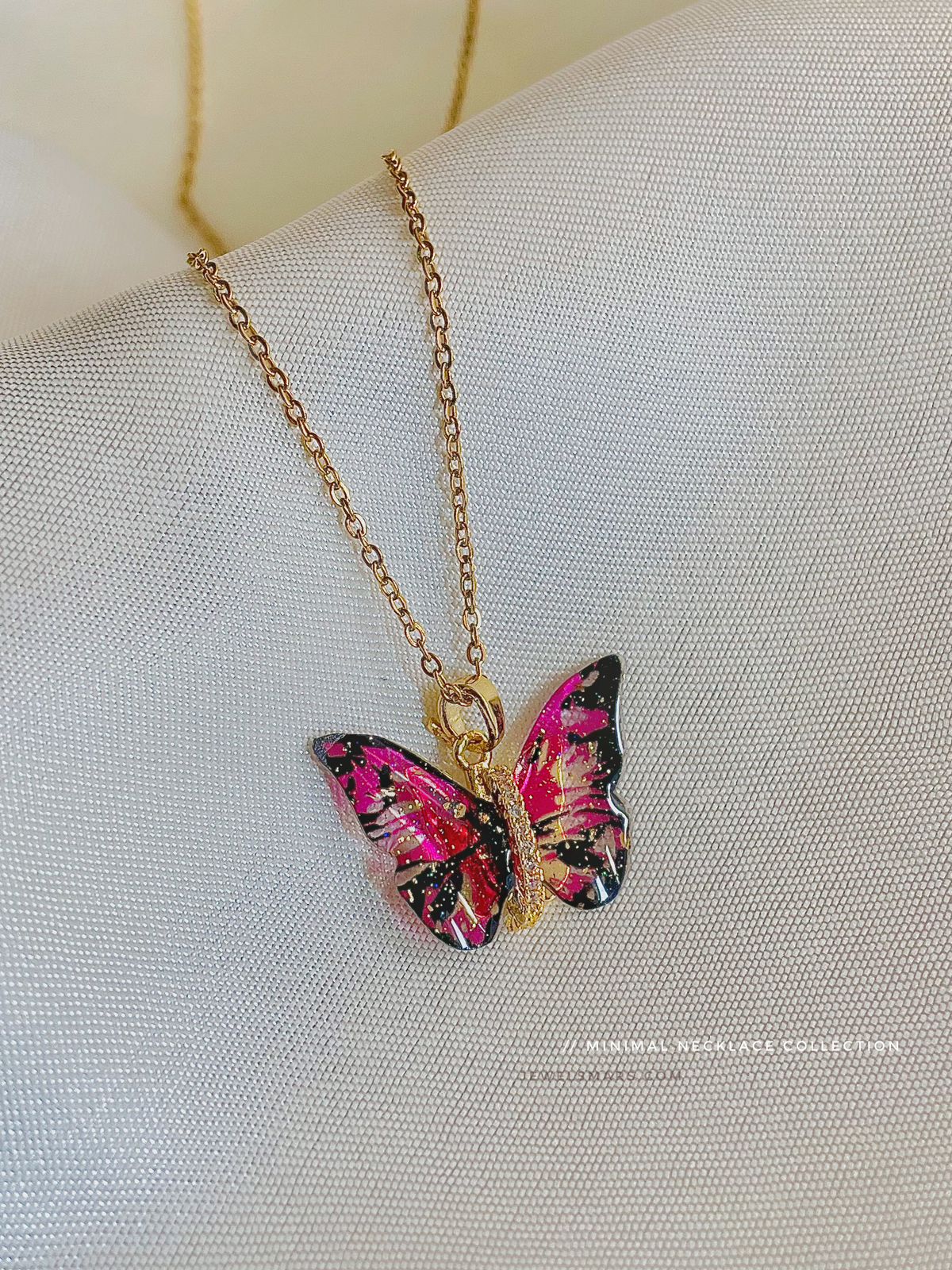 Dreamy Butterfly Necklace- pink