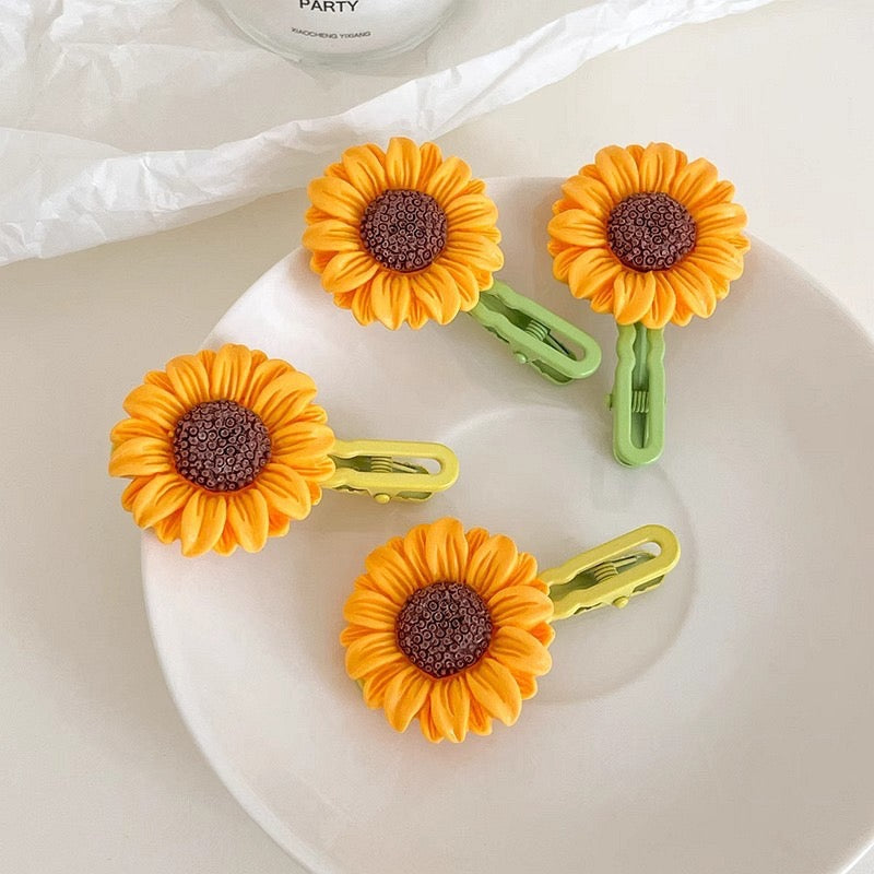 Little sunshine Sunflower Hair Clip (1pc)