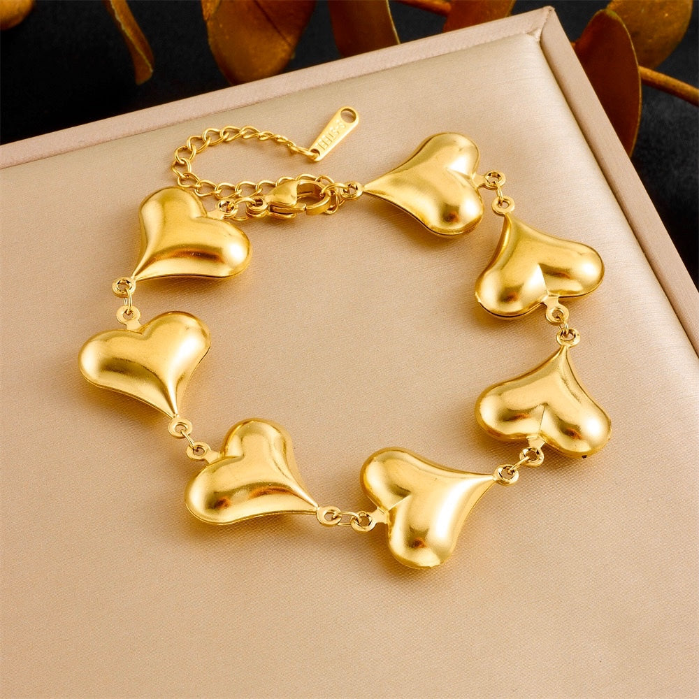 Loop of Love Gold Bracelet