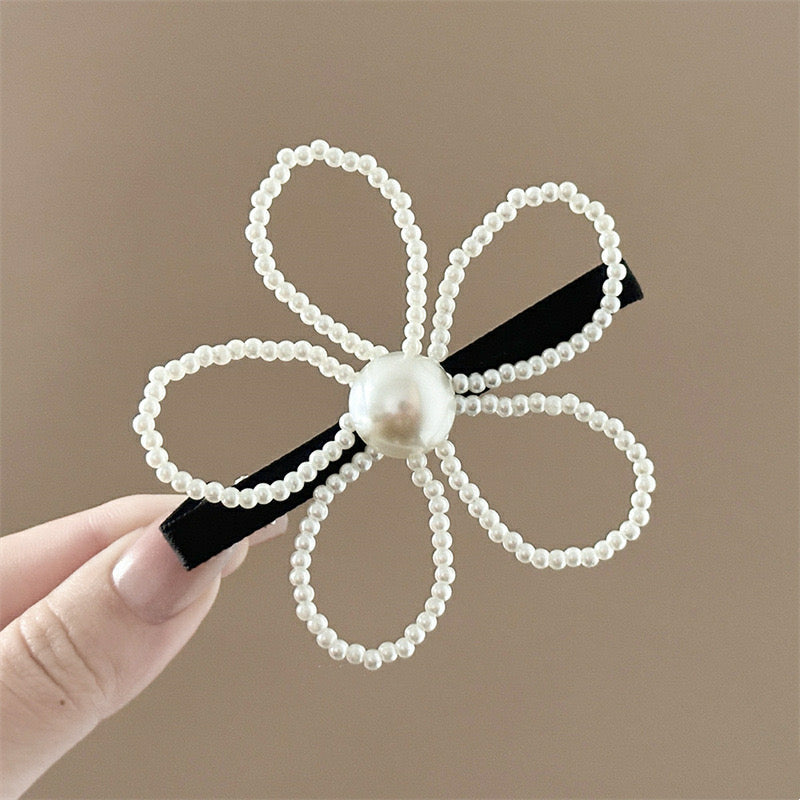 Pearly Florette Hair Clip