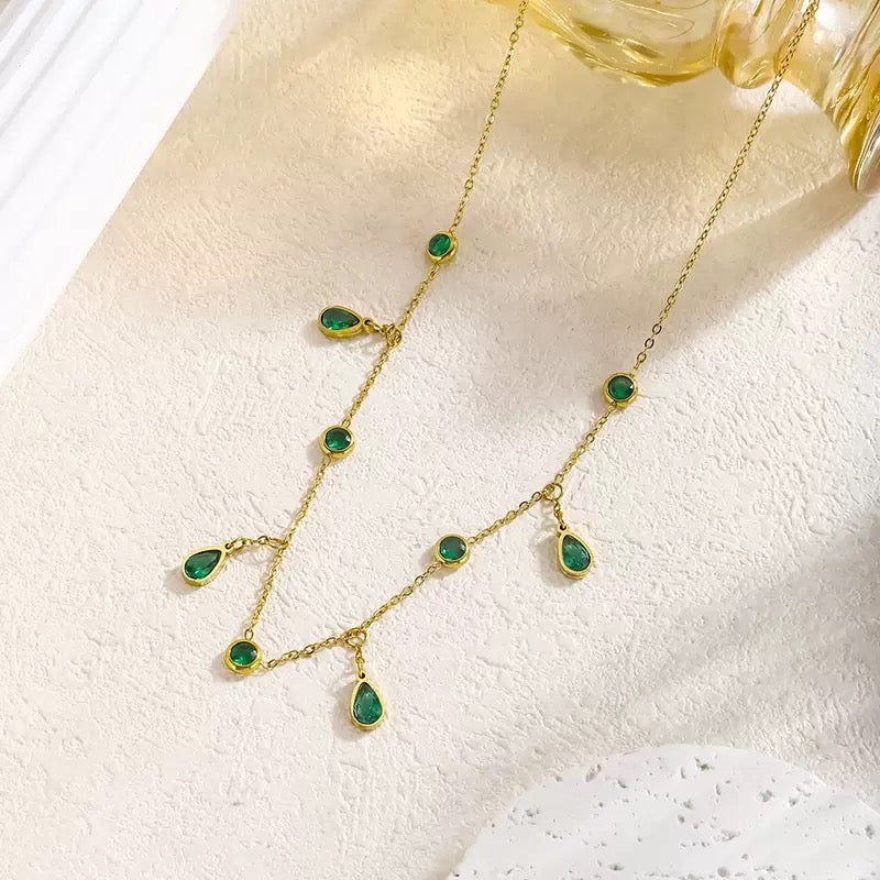 Aurelia Green Girly Necklace
