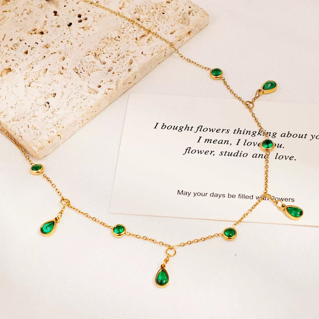 Aurelia Green Girly Necklace