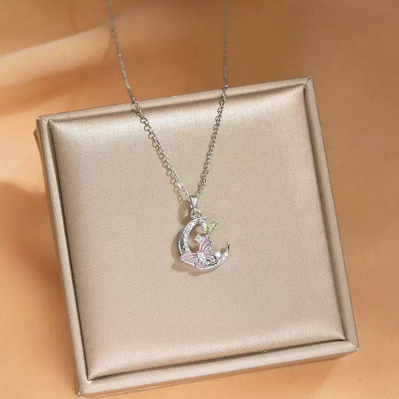 Over the moon! Necklace