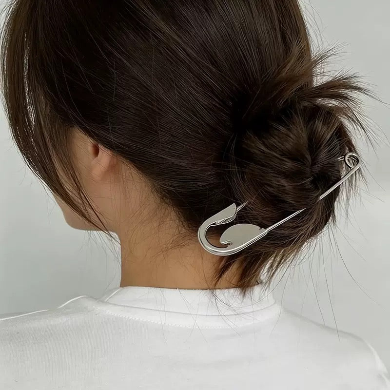 Mega Statement Safety Pin Hair Clip