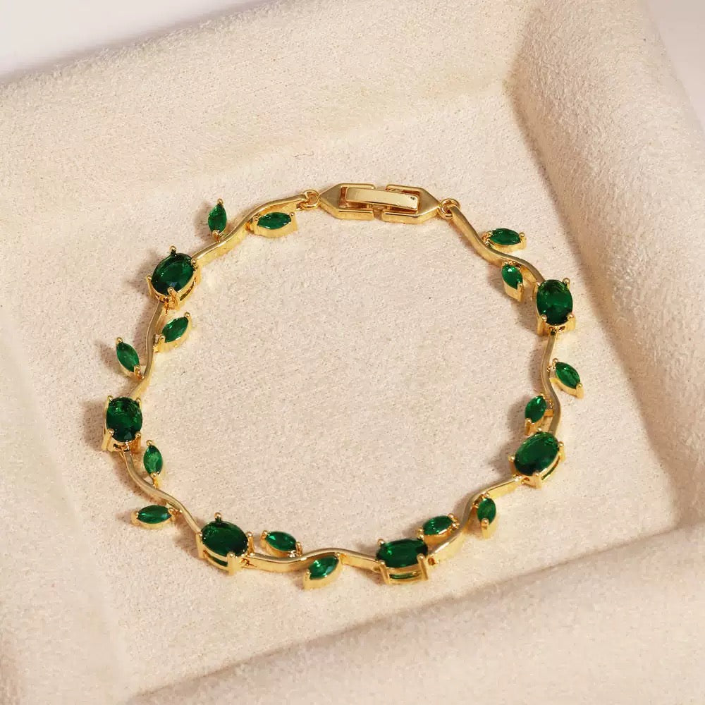 Glow of Green Bracelet