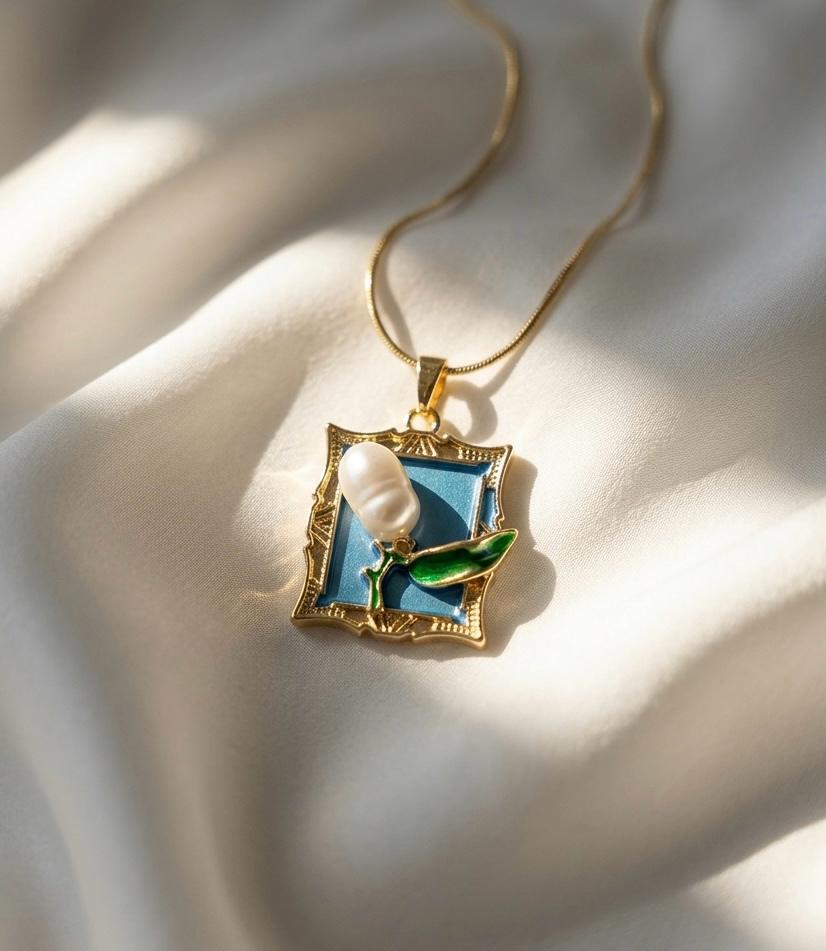 Sonnet of Pearl Necklace
