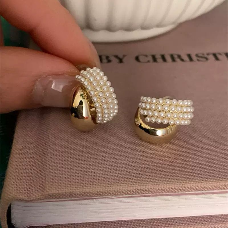 Hoop of Pearls! Earrings