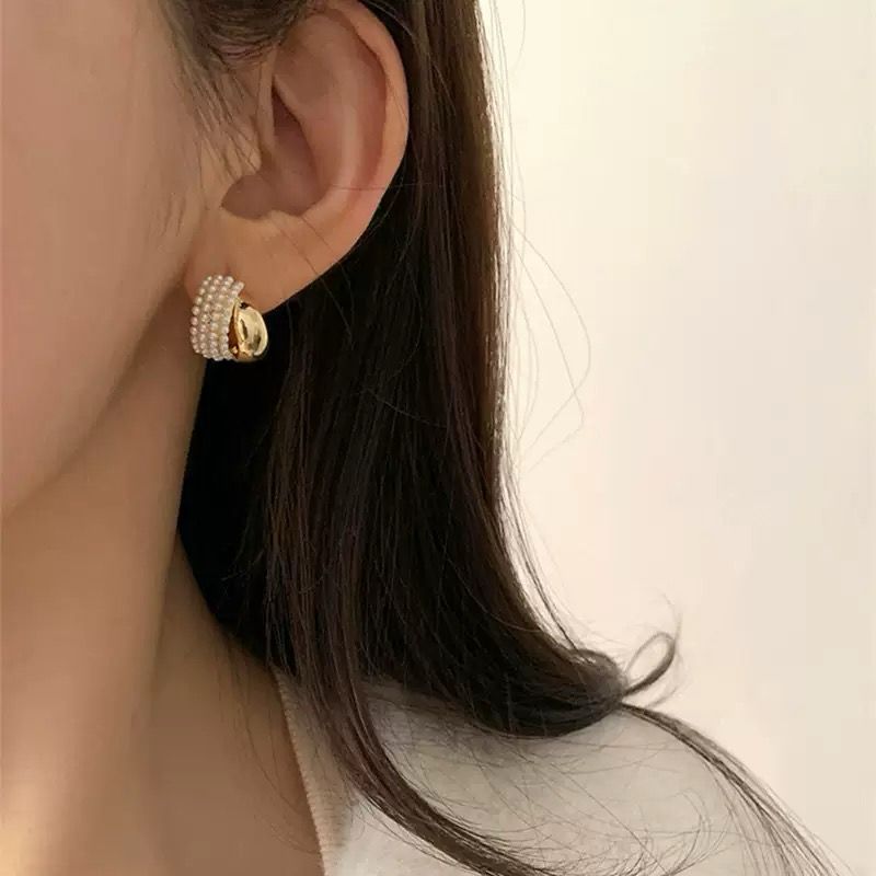 Hoop of Pearls! Earrings