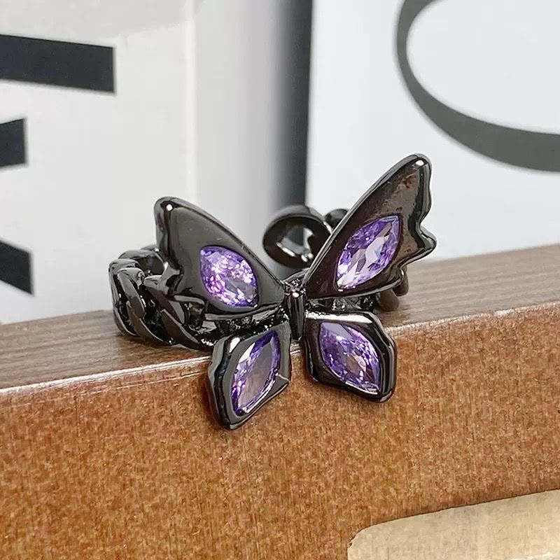Amethyst Monarch Ring