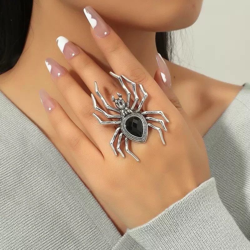 Midnight Weaver Ring