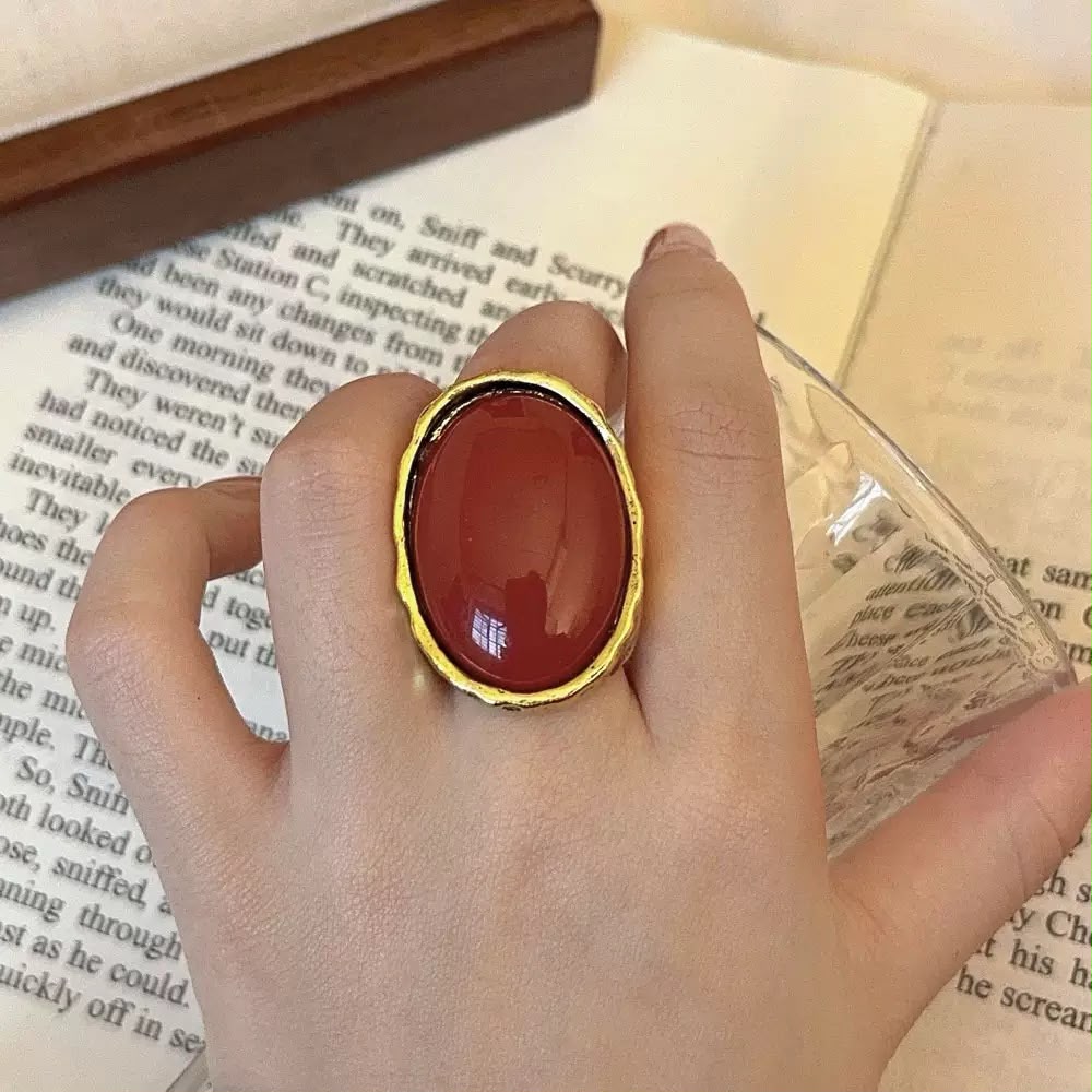 Retro Maroon Cabochon Ring