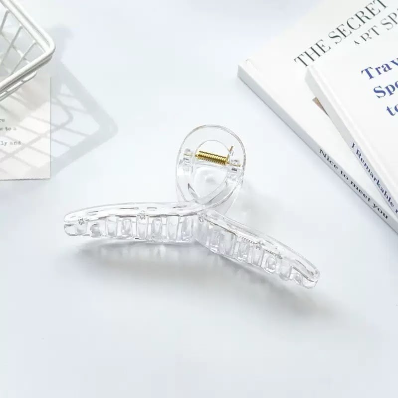 Clearly Classy Clear Claw Clip