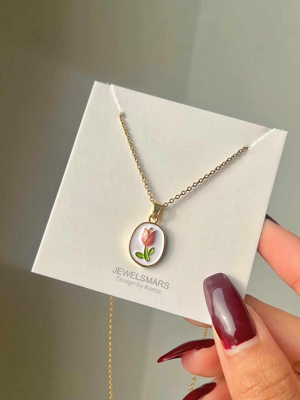Minimal Tulip Necklace