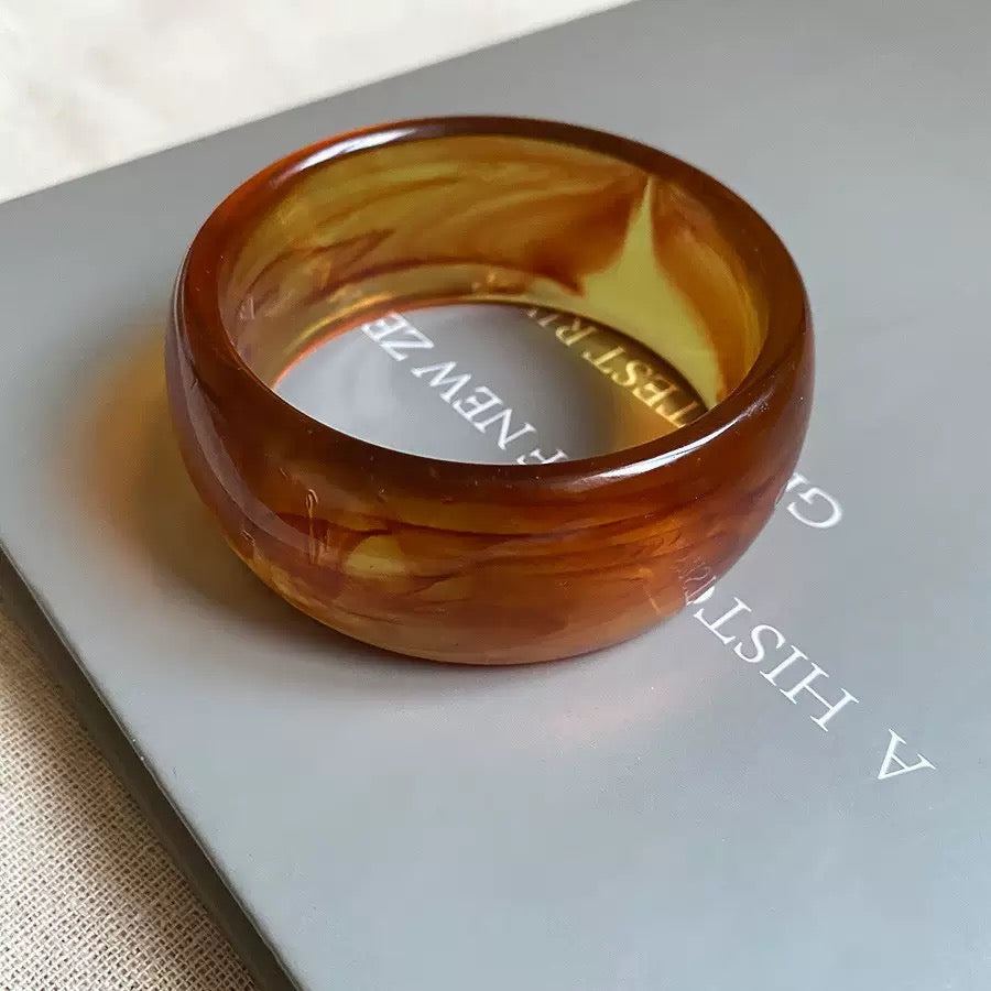 That Girl! Swirly Acrylic Bangle